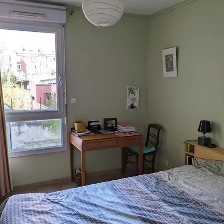 70 M With Terrace Near The Seine Апартаменты Париж