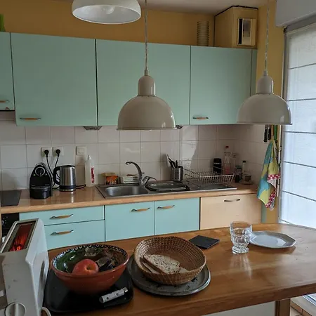 70 M With Terrace Near The Seine Апартаменты