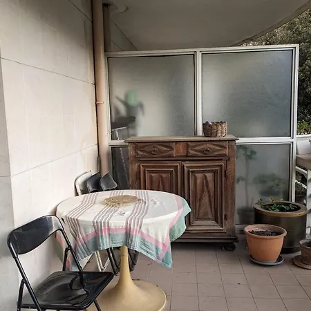 70 M With Terrace Near The Seine Апартаменты