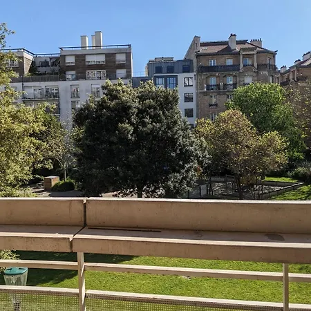 Апартаменты 70 M With Terrace Near The Seine Париж